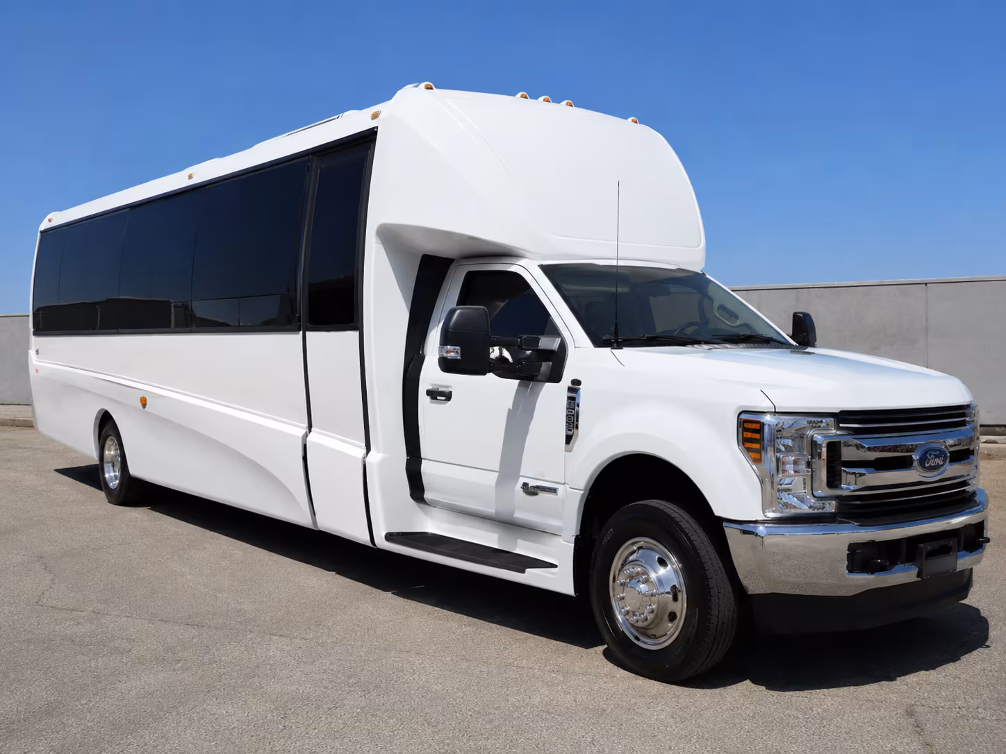 brewery winery and night out buses in pflugerville