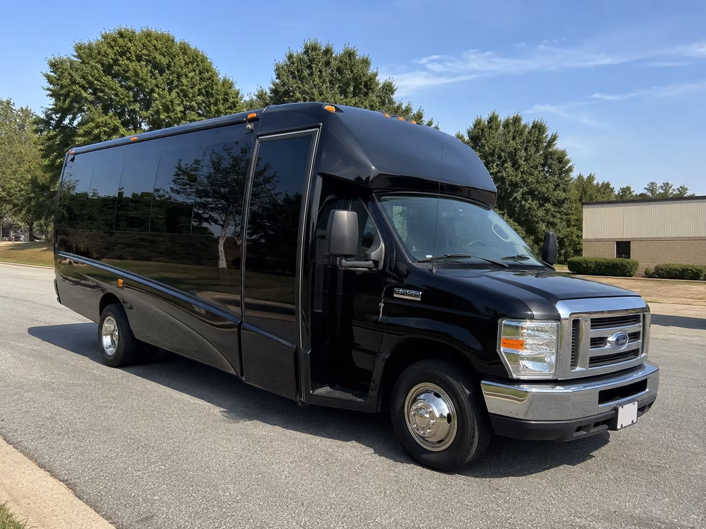 bus rentals for formula 1 and live music weekends at cota