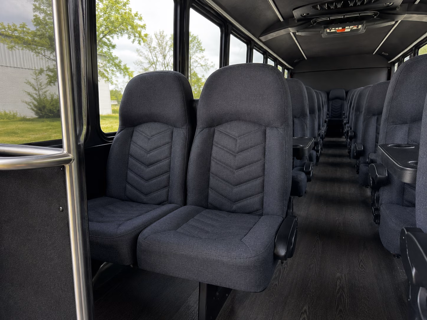charter buses to ut longhorns games at darrell k royal texas memorial stadium
