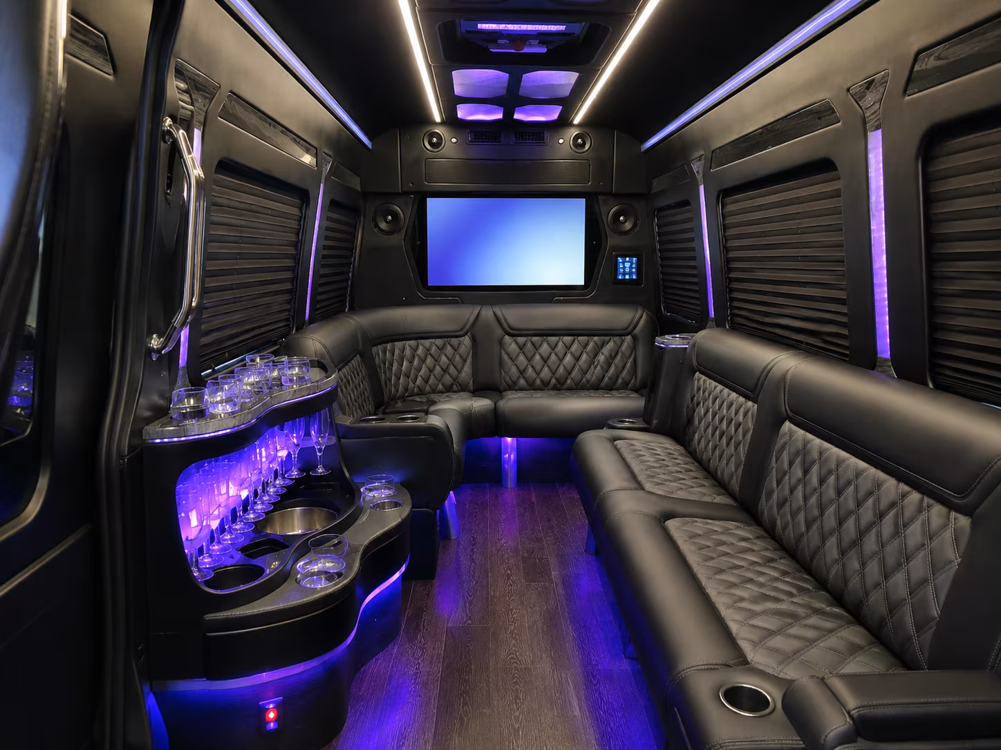 convention and conference shuttle buses from pflugerville to downtown austin