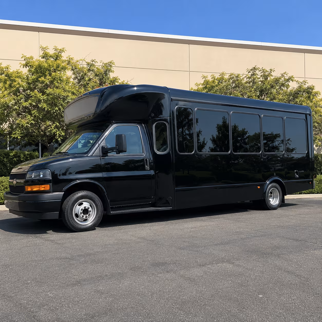 party bus transportation for pflugerville area proms and