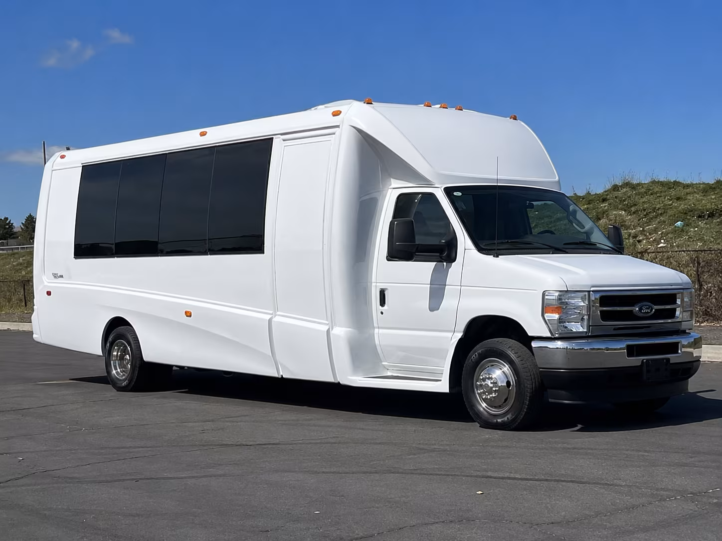 party buses for pflugerville bachelorette and bachelor weekends