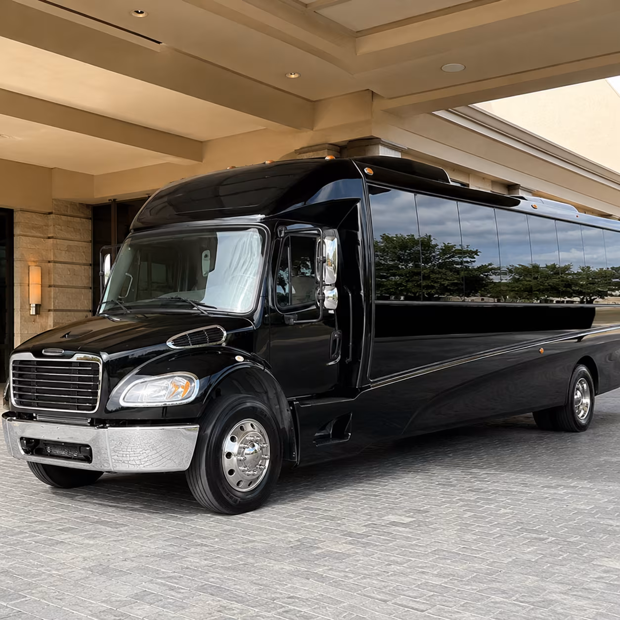 pflugerville 15 passenger minibus